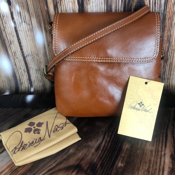 NWT Patricia Nash Balluri Tan Crossbody Bag